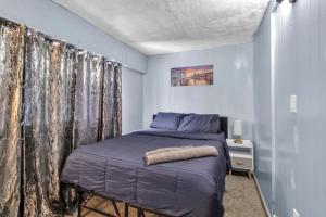 Contemporary 4BR Home Near Hospital