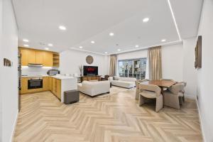 Luxury Spacious 2BR in Dubai Marina