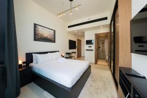 Binghatti Gardenia JVC Studio with Skyline View - Onelink