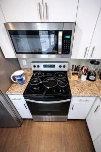 The Green Onyx Escape