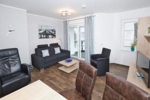 Admiralsgarten, Backbord 12