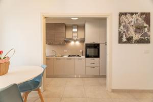 Alba di mare by MONHOLIDAY