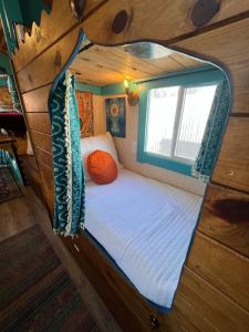 Sundancer Dream Wagon with Onsite Hot Springs