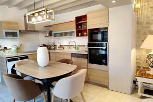 Charming house with private courtyard in the heart of Gouvieux