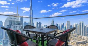 Downtown 3BHK & Maid Burj View Mall Link