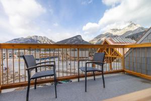 Hotel Canoe and Suites
