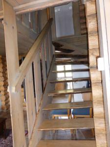 Dalpilen a great timber lodge middle and loft floors