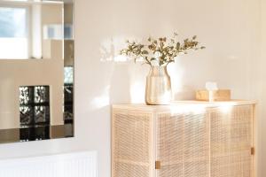 Luxus City Apartment - für Gruppen & Familien mit Whirlpool, Terrasse & Grill - Top Lage