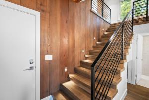 Bayview Modern Luxury by the Lake