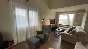 La Piñona - ACOGEDOR CHALET EN LAS ESTRIBACIONES DE LA SIERRA DE GREDOS - CASA PARA 6 PERSONAS CON PISCINA EN EL TIEMBLO ÁVILA