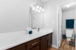 Cozy 2BR Near ASU Pool Grill Pet Frndly Parking