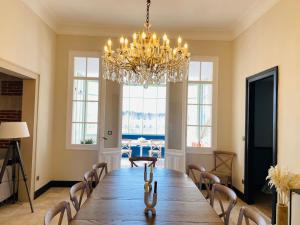 Prestigious villa for family and friends