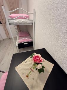 Group Old Town Apartment