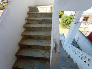 Departamento de 3 ambientes para hasta 8 personas a 4 cuadras de mar con balcón y parrilla para hacer asados