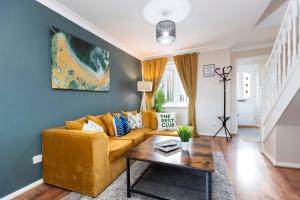 Stylish 3BR Contractor Friendly Long Stays