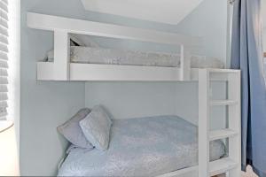 Gulfview Condo #1809 at Laketown Wharf