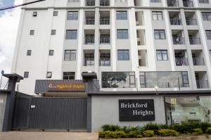Kilimani one bedroom with extra room