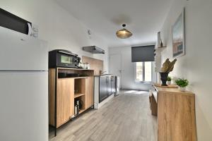 Ave César - Appartement Gallo-Romain en Hypercentre, Fibre, Tv 4K