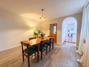 NEW - Luxury 3 bedroom Townhouse - Canterbury City Centre