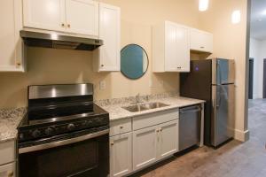 Walkable Couples Retreat in Downtown Florence