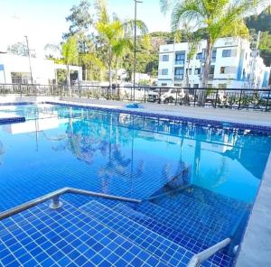 Apartamento 2 Quartos Praia do Recreio com Ar e Varanda