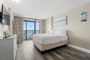 Bright & Airy 1 BR Oceanfront Condo! Landmark 844