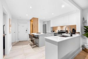 Chic Mt-Tremblant Condo with View on the Lake by Denstays