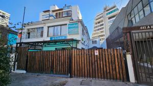 Hostal QUINTAMAR 5 PONIENTE 431 VIÑA