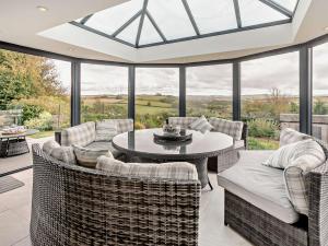 2 Bed in Widemouth Bay 96290