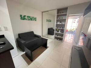 Tranquilo Piso alto con pileta cerca de river