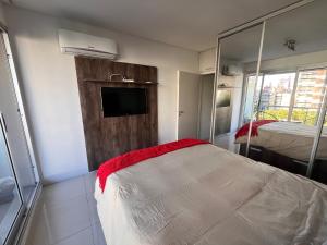 Tranquilo Piso alto con pileta cerca de river