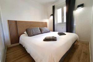 Stay in a bright apartment with a view!