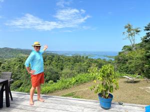 Mountain Chalet with Awesome Sea View