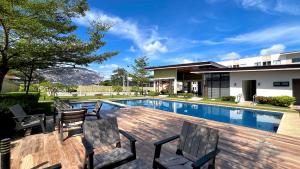 Suite Talie Cebu Cozy Modern Stay with Pool & Netflix