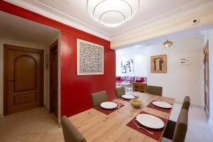 Bahja Chic - Piscine - Fibre - Netflix - Jardin Majorelle