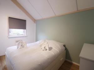 2 holiday homes opposite to each other