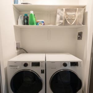 Beautiful modern 2Bdr sunny home with French decor