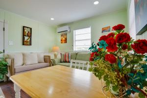 Peaceful Tiny Home Getaway Near Bowie Trade Days