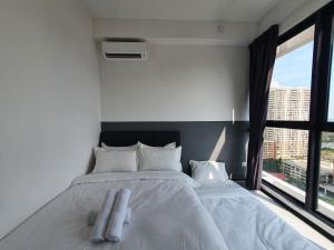 NEW Urban Suite Spacious 2 or 3 Bedroom and 2Bathroom at Georgetown by URBAN STAYCATION HENG COSY