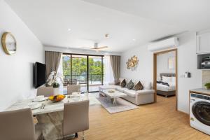Laguna Beachside Residences, 100 meters to the beach by VYVproperty
