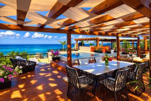 Luxe Penthouse with Private Rooftop and Pool at Aldea Thai