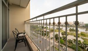 ALLEN and Company Serviced Residences - VINHOMES CENTRAL PARK and more