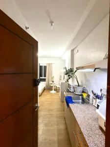 Studio condo Near Roxas night market