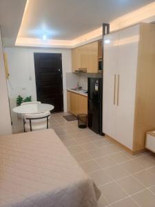 MM Japandi Studio Near Mactan Airport & Beaches, WiFi