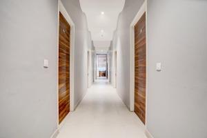 Super Townhouse by OYO Red Cross Amritsar Formerly Amar Villa