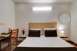 Hotel O The Tourist palace Lavish Key Rooms