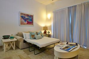 ®{Sublime~LUX~Condo} @Terrenas JaccuziBeachfront