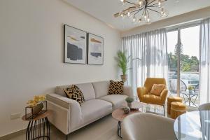 {The~Sunshine~Experience}@ SD PoolGYMLounge