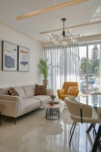 {The~Sunshine~Experience}@ SD PoolGYMLounge