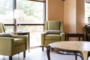 Comfort Suites Columbia Northeast - Fort Jackson